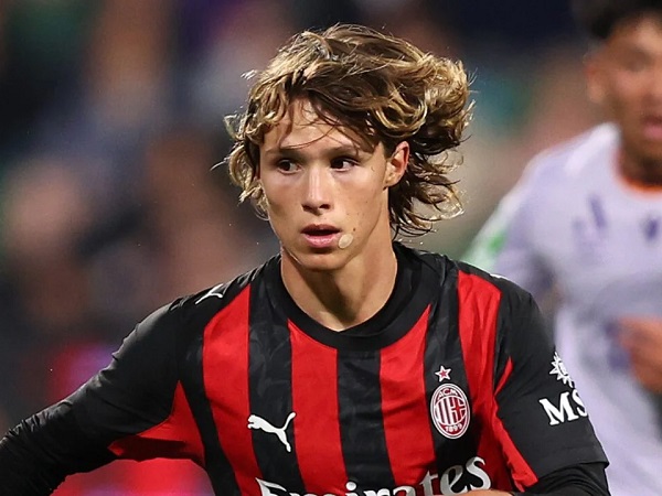 Sebelum Gabung Spezia, Milan Perpanjang Kontrak Christian Comotto