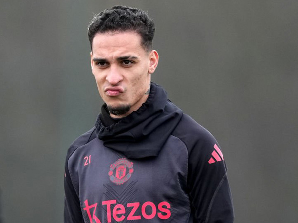 Benfica Bidik Tertarik Rekrut Antony dengan Status Pinjaman